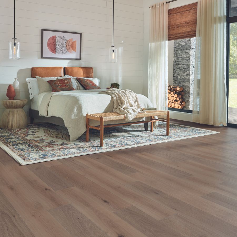 Laminate floors in a bedroom